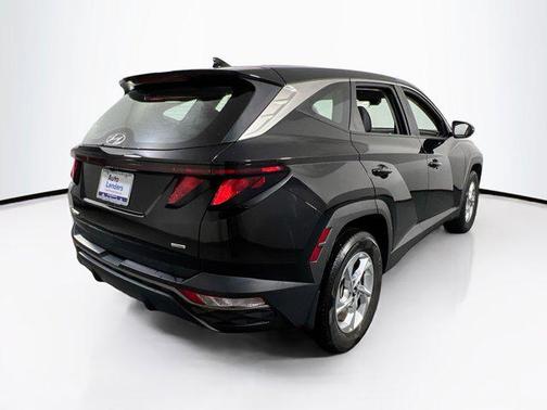 2022 Hyundai TUCSON SE