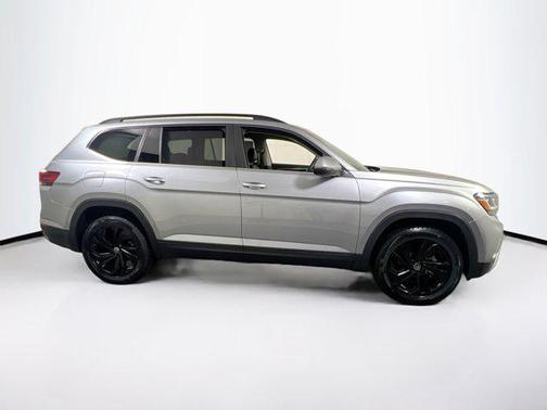 2023 Volkswagen Atlas 3.6L SE w/Technology