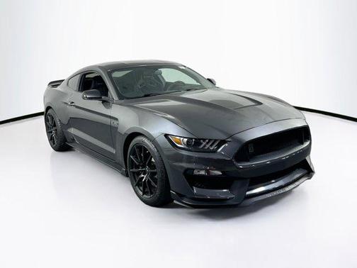 2017 Ford Shelby GT350 Base