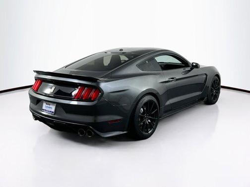 2017 Ford Shelby GT350 Base