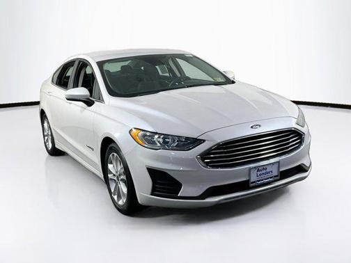 White Platinum Metallic Tri-Coat 2019 Ford Fusion Hybrid SE