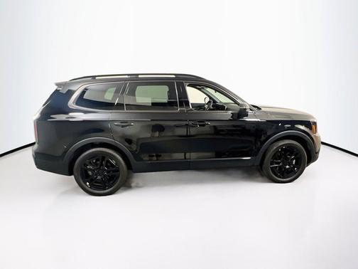 Ebony Black 2025 Kia Telluride EX X-Line