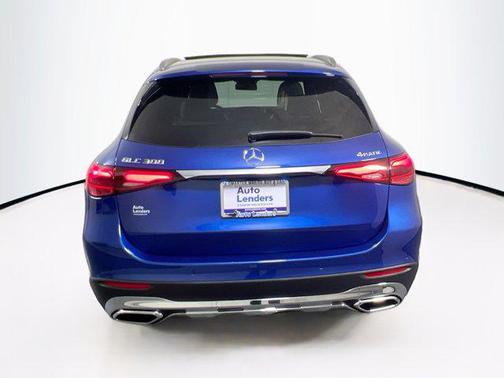 2025 Mercedes-Benz GLC 300 4MATIC