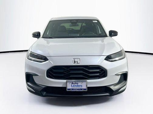 Platinum White Pearl 2023 Honda HR-V AWD Sport