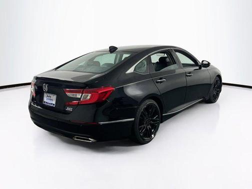 2022 Honda Accord Touring 2.0T