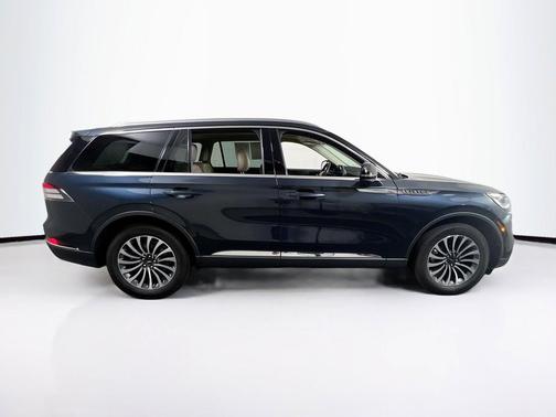Flight Blue Metallic Clearcoat 2022 Lincoln Aviator Reserve AWD