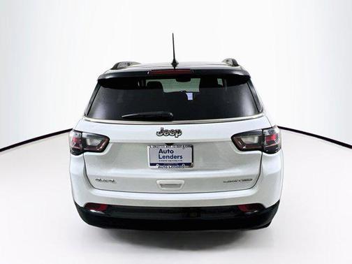 Bright White Clearcoat 2022 Jeep Compass Limited