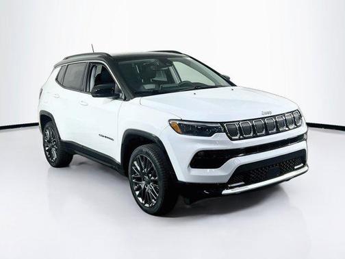 Bright White Clearcoat 2022 Jeep Compass Limited