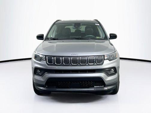 Billet Silver Metallic Clearcoat 2022 Jeep Compass Latitude Lux