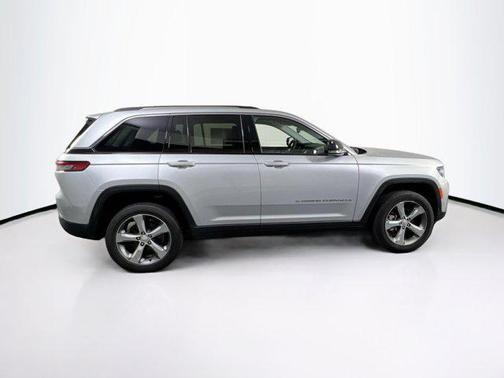 2022 Jeep Grand Cherokee Limited X
