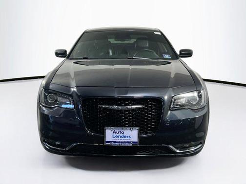 2019 Chrysler 300 S