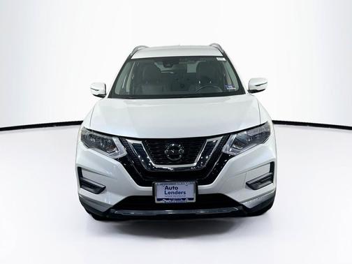 Pearl White Tricoat 2020 Nissan Rogue SV