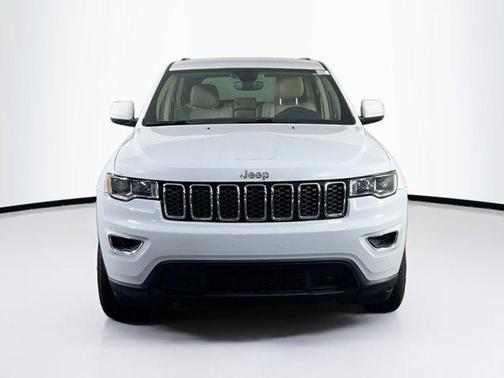 2022 Jeep Grand Cherokee Laredo
