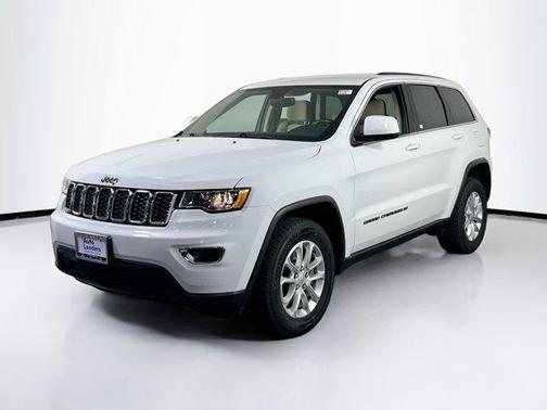 2022 Jeep Grand Cherokee Laredo