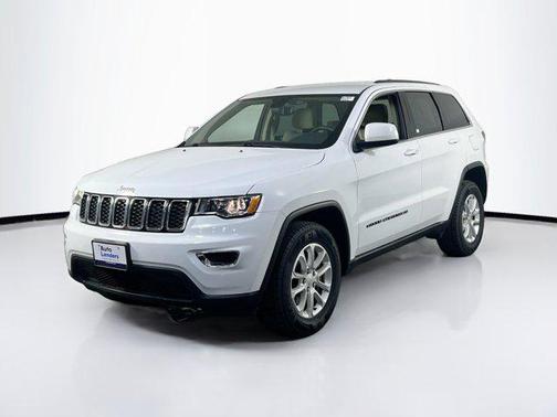 2022 Jeep Grand Cherokee Laredo