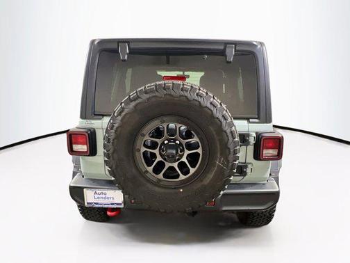 Earl Clearcoat 2023 Jeep Wrangler Rubicon