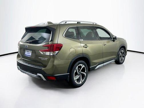 2023 Subaru Forester Touring