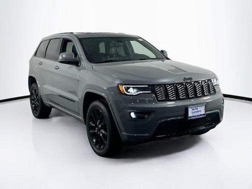 2022 Jeep Grand Cherokee Laredo