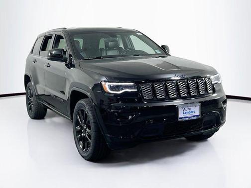 2022 Jeep Grand Cherokee Laredo