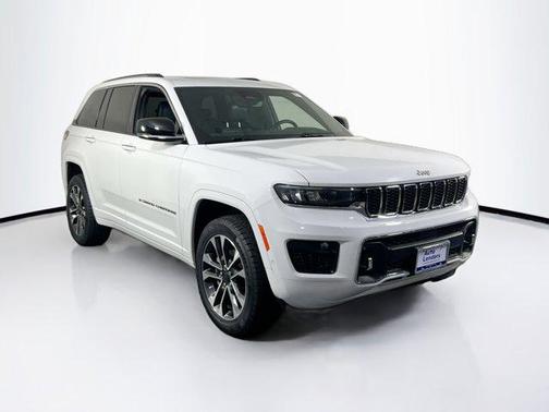 2022 Jeep Grand Cherokee Overland