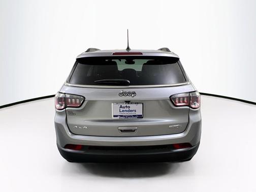 Billet Silver Metallic Clearcoat 2022 Jeep Compass Latitude