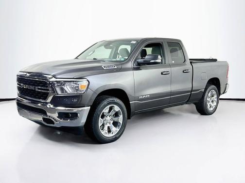 Granite Crystal Metallic Clearcoat 2022 RAM 1500 Big Horn/Lone Star