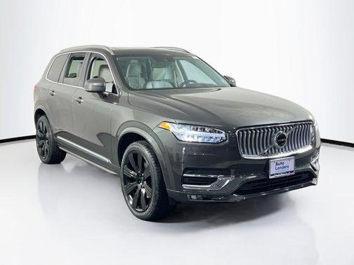 2022 Volvo XC90 T6 Inscription