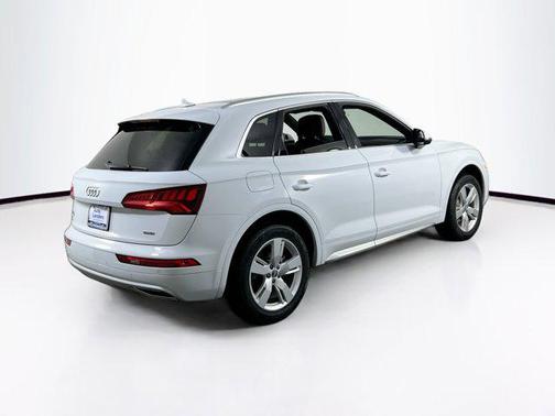 2019 Audi Q5 2.0T Premium Plus