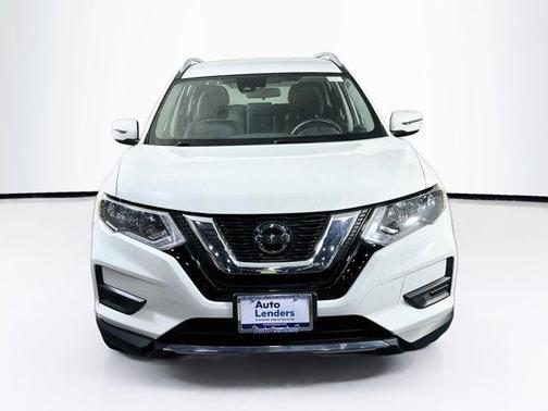 Glacier White 2019 Nissan Rogue SV