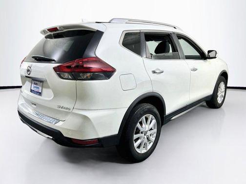 Glacier White 2019 Nissan Rogue SV
