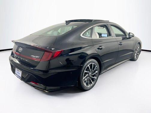2023 Hyundai SONATA Limited