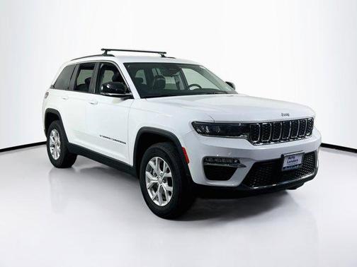 Bright White Clearcoat 2023 Jeep Grand Cherokee Limited