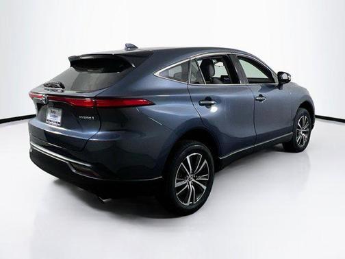 2022 Toyota Venza LE