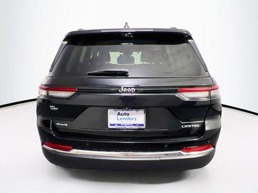 Diamond Black Crystal Pearlcoat 2023 Jeep Grand Cherokee Limited