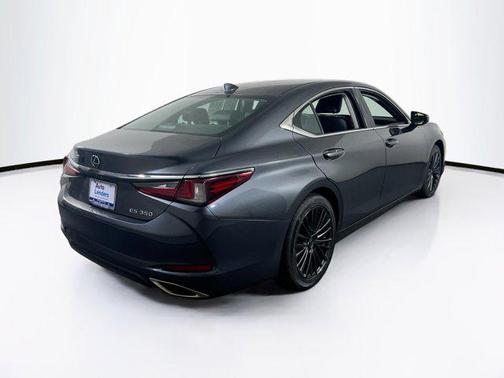 2022 Lexus ES 350 Base