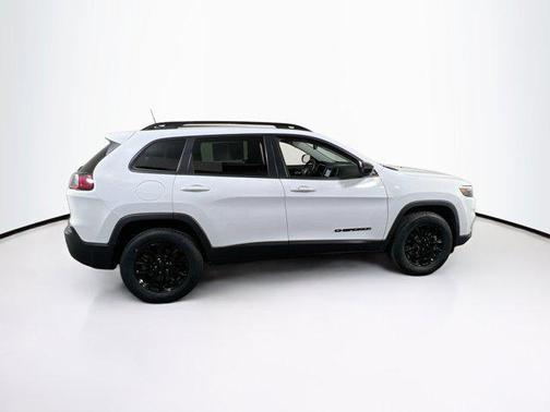 2023 Jeep Cherokee Altitude