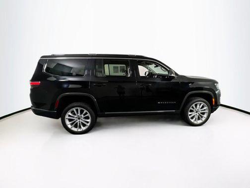 2022 Jeep Wagoneer Series III 4x4