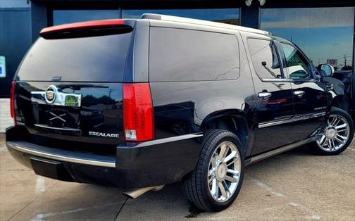 2011 Cadillac Escalade ESV Sport Platinum