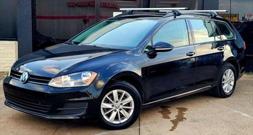 2016 Volkswagen Golf SportWagen TSI S 4-Door