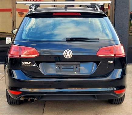 2016 Volkswagen Golf SportWagen TSI S 4-Door