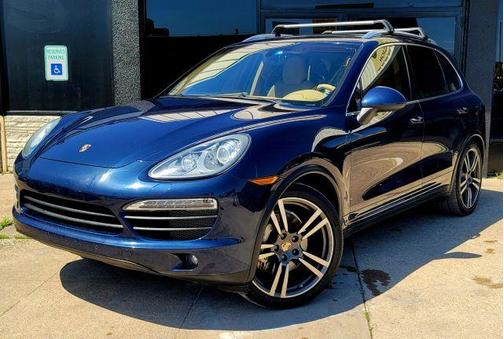 Blue 2012 Porsche Cayenne S