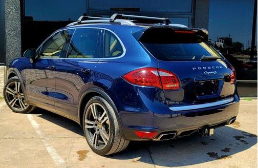 Blue 2012 Porsche Cayenne S