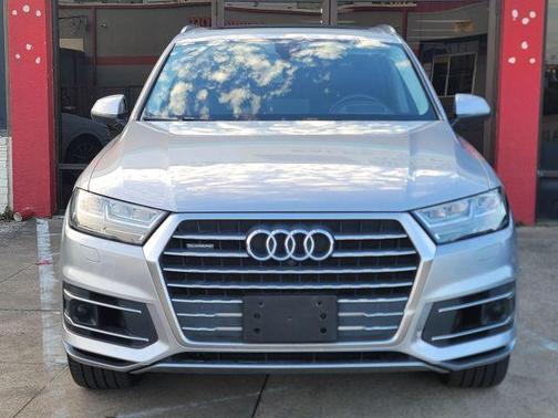 2019 Audi Q7 55 Prestige