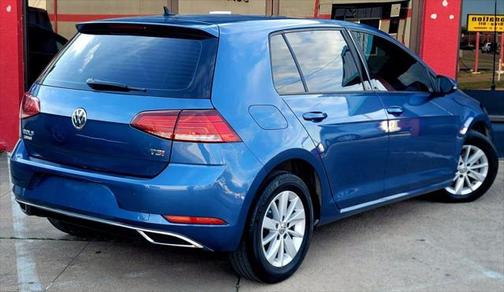 2018 Volkswagen Golf TSI S