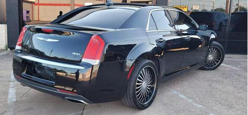 2016 Chrysler 300 S