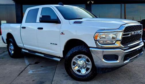 2022 RAM 2500 Tradesman Crew Cab 4x4 6'4' Box