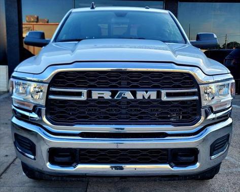 2022 RAM 2500 Tradesman Crew Cab 4x4 6'4' Box