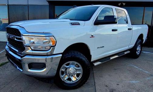 2022 RAM 2500 Tradesman Crew Cab 4x4 6'4' Box