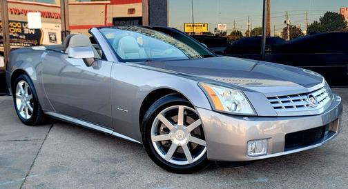 2005 Cadillac XLR Base