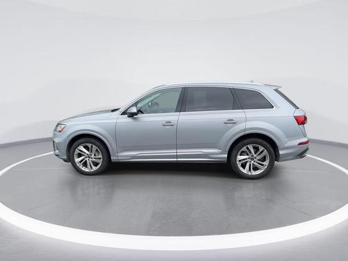 2022 Audi Q7 55 Premium Plus